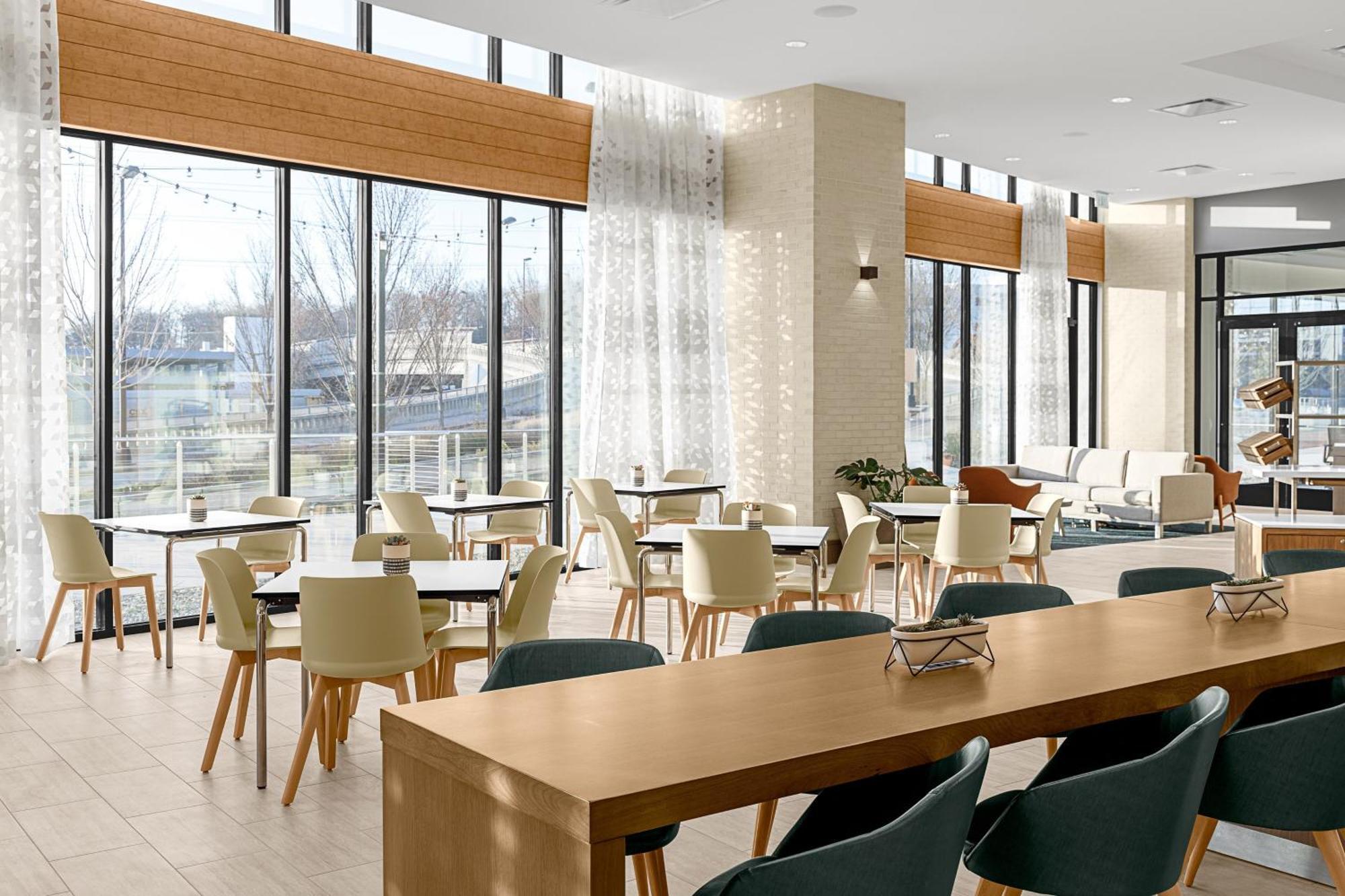 Element Vanderbilt West End 3*