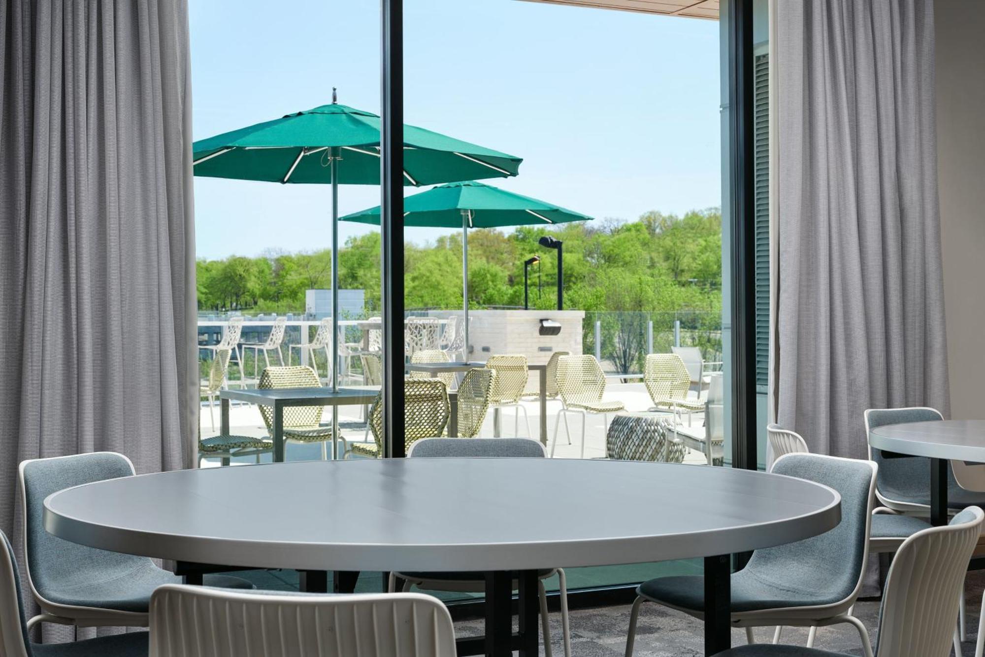Element Vanderbilt West End 3*